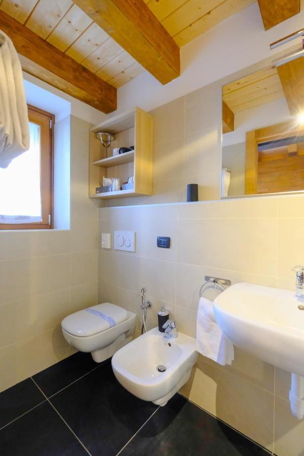 Hotel Aigle Courmayeur Bagian luar foto